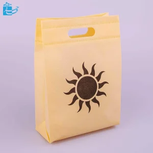 ساک دستی پارچه ای کاست دار کرم نخودی دسته دایکاتی