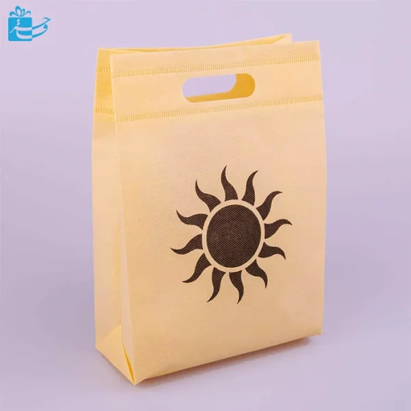 ساک دستی پارچه ای کاست دار کرم نخودی دسته دایکاتی