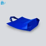 ساک دستی نمایشگاهی کف پاکتی با دسته بندی و پارچه سوزنی